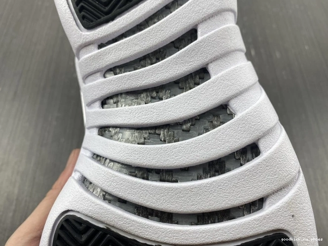Rep Jordan Hyper AO6068-004 Royal WMNS 12 Air 0821